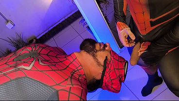 No Multiverso Do Miranha Ele Chupa Gostoso E Ganha Leite No Cu