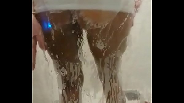 Erotica Hot No Chuveiro Se Molha Toda Rebola Gostosa Para Você!