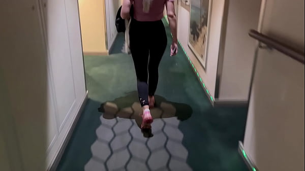 I Like An Unknown Girl From The Cruise Ship Gym, I Go To Her Room To Bang Her And She Gives Me A Fellatio Until I Finish Cumming