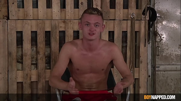 Sub Oliver Wesley Got To Taste A Nice Hj By His Dom