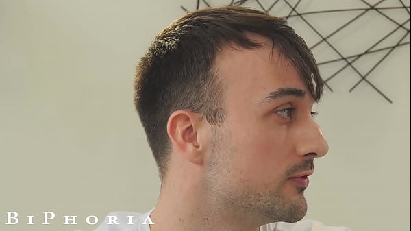 Gay Pornstar Slams Stepbrother's Hotwife To Practice Straight Sex - BiPhoria