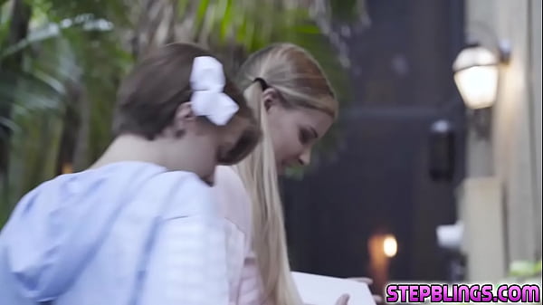 Stepsiblings Dakota Burns And Harlow West Invites Stepdaddy To Stuff With Them