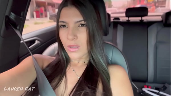 Ele Me Levou Para Passear E Acabei Dando O Meu Cuzinho Dentro Do Carro - (Rabuda Fazendo Ass Play)