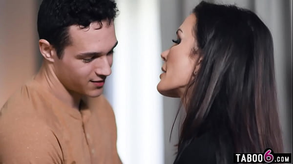 STEPMOM Stepmama Shay Sights Cheating With Her Fresh Stepson But Dad Came Home