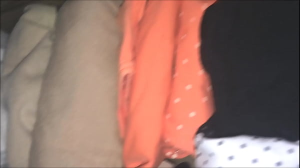 Batendo Punheta Com A Calcinha De Zebra Da Tia Gostosa Sem Ela Saber
