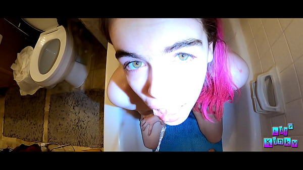 Lil Twisted Babe Gets Curious About PISS PLAY