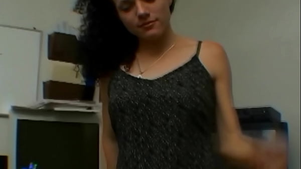 Knockout Hottie Blow-job