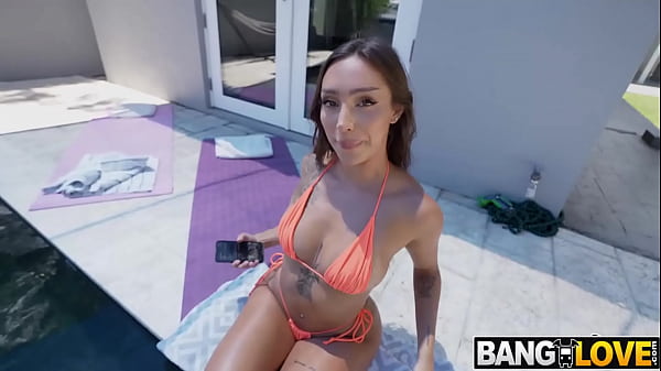 Sisi Rose Gets Aroused Derek Savage