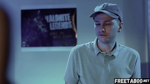Kyler Quinn Gets Tricked & Plowed By The Hacker - Full Movie On FreeTaboo.Net