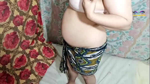 Desi Paki Bhabhi Netu Parading Her Divine Assets White Huge Tits And Massive Butt In Striptease Style
