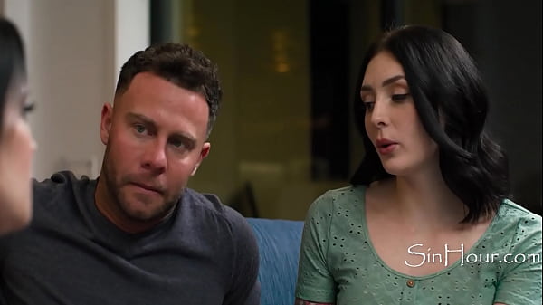 Best Missus Ever: Finds A Chick For Husband To Slam When Pregnant