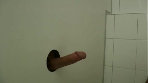 Deutsche HOTWIFE Fickt 2 Fremde Typen Auf Der Toilette Durch