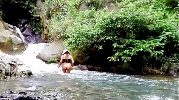 Empapando Lo Más Profundo De Mi Conchita