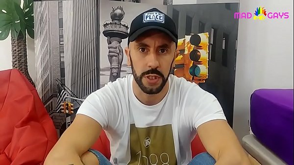 Fede Row Se Masturba Con Su Gran Trompa Llena De Lefote