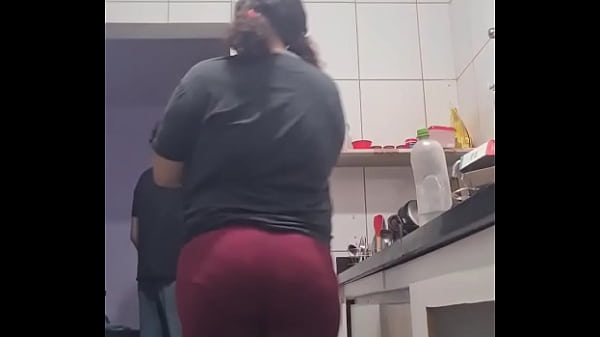Chunky Stepmommy In The Kitchen TABOO