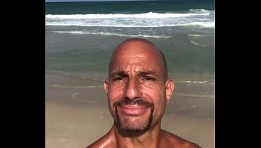 BEACH FRAME PORNSTAR