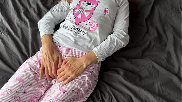 Hot Coed 18yo In Pajama Fingering Cooch Cum And Get Cumblast From Thick Shaft