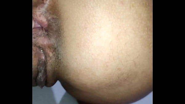 Que Amigo Safado, Arrombou Meu Cuzinho E Ainda Fez Eu Lamber Toda Porra Dele.