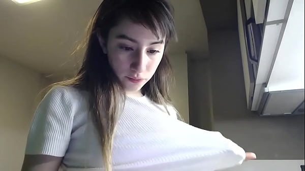 Ori De Mier Youtuber Argentina Se Le Ve La Teta En Stream