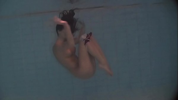 Gorgeous Exquisite Figure Young-babe Natalia Kupalka Swimming Nude