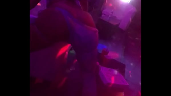 She Rump Bouncing At The Club