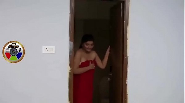Hot Desi Bhabi Smoking Romance Tamil Mallu Aunty South Indian With Devar Midnight Masti