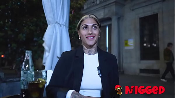 Our Favorite Slut From Seville Is Back! Valeria Del Rio's Desperate For A BAREBACK BUTT SEX