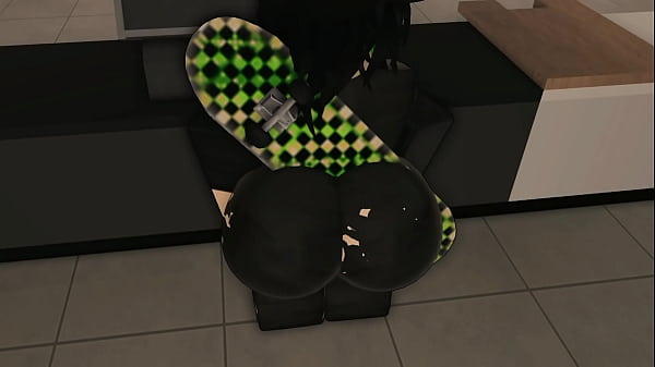 McDonald's Cashier Twerking It