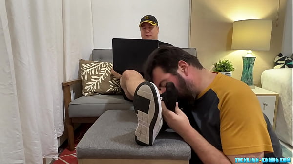 Astonishing Nemo Savors Matts Toes To Sensation