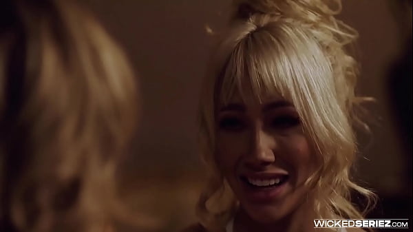 Ivy Wolfe, Kenzie Anne In Uninhibited Did You Come Here To Entice Me
