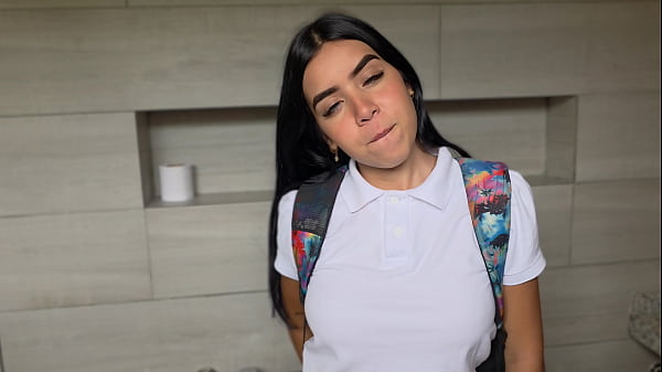 Profesor Y Alumna Entran Al Baño A Coger