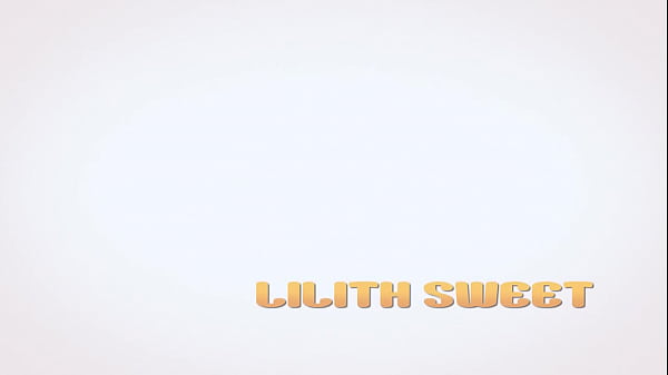 Lilith Dainty - Fingering My Pissing Pussy