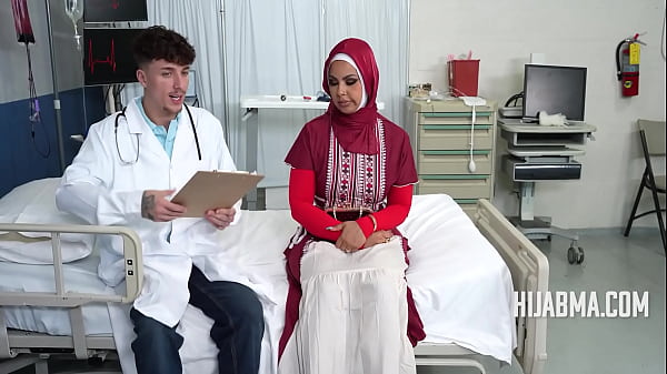 Arab Wifey Lets Doctor Impregnate Her | HijabMa