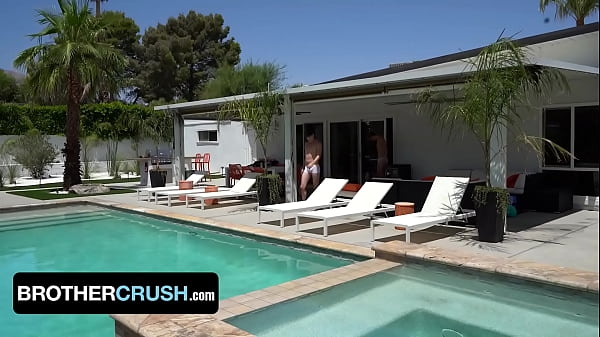 - Hot Studs Dip Their Steamy Bodies In The Pool To Cool Off On Blazing Summer Day