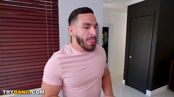 BANGBROS - Enormous Jug COUGAR Robbin Banx Fucked By Peter Green On BTCP