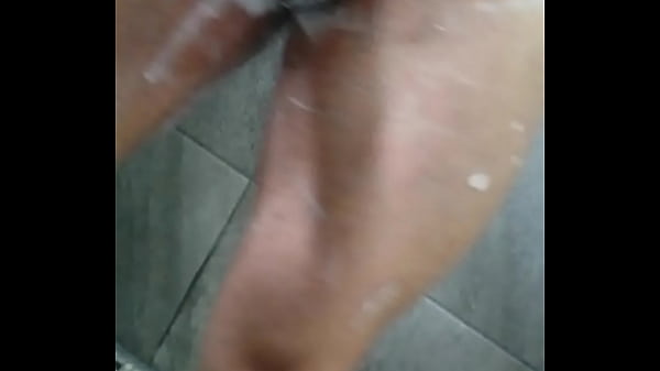 Video Bajo La Ducha