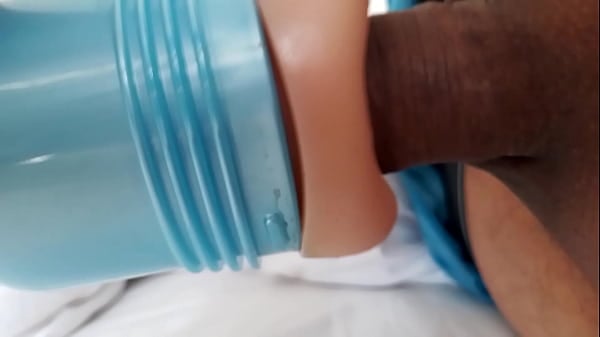 Fleshlight Session, Blowing. August 28, 2023.