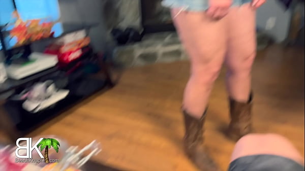 Sexy Cougar Stepmother (Kymber Leigh) Shows Hoe Stepkid (Misty Meaner) How She Sucks Cock And Rides The Neighbor's (Scott Trainor) Cock