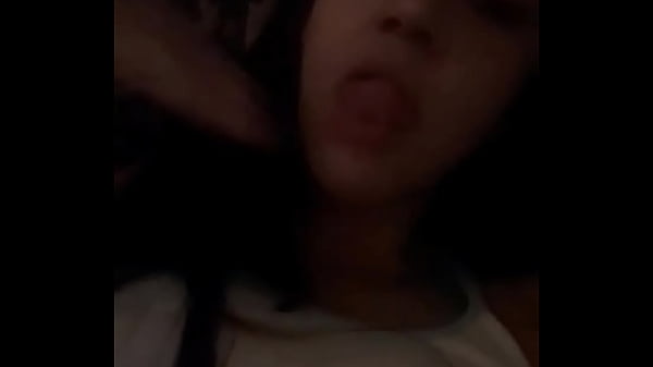 Ex HONEY Masturbating