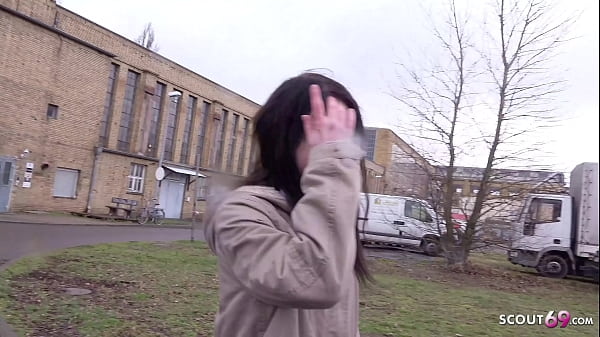 GERMAN SCOUT - ACROBATIC SHY DAINTY DOLL PICKUP AND HAMMER AT UNSCRIPTED STREET CASTING