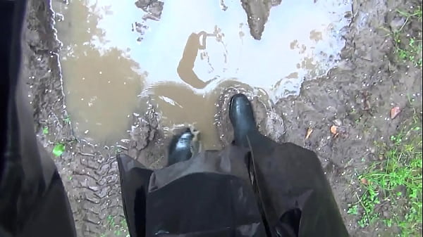 Worn The Long Raihnboots
