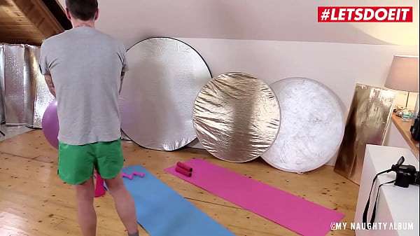 (Sasha Zima) Has Her Ukrainian Slit Intense Drilled On Yoga Mat After Photoshooting - LETSDOEIT