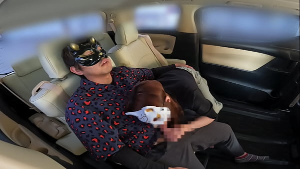 旦那とお出かけ前に濃厚に愛し合って中出しされる人妻