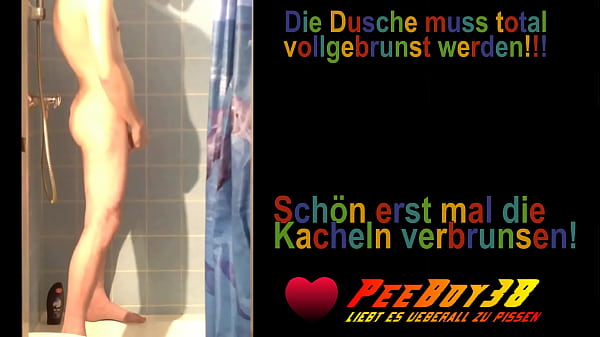 In Der Dusche An Die Wand Gepisst