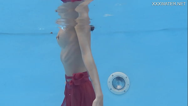 Dainty Thin Pornstar Hermione Ganger In The Pool