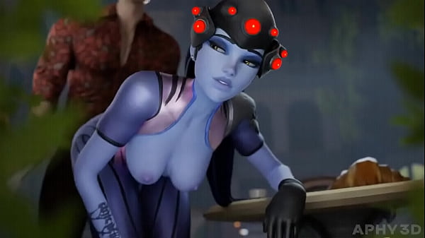 Widowmaker Nails Quietly In Public And Get Caught