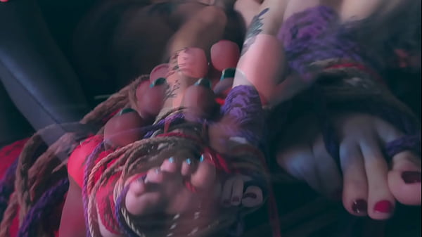 These Tootsies Only Get Excited With Kinky Games