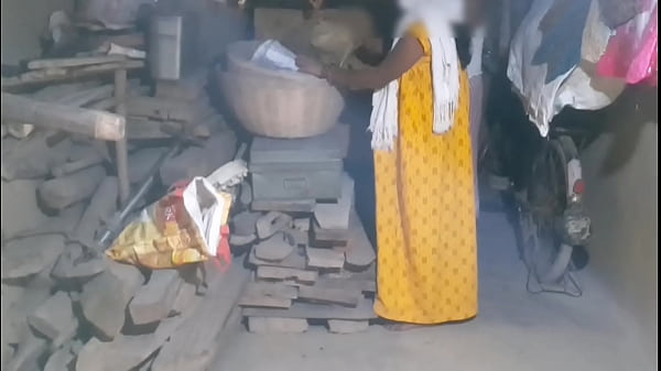 Village Girl And Boy From Kazan, Related Gorgeous Bengali Aunty Does Everything For Her Lover