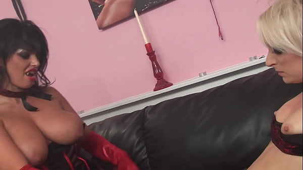 Kerry And Farrah Eat Tits And Poon Then Jam Crotches With Vibrators