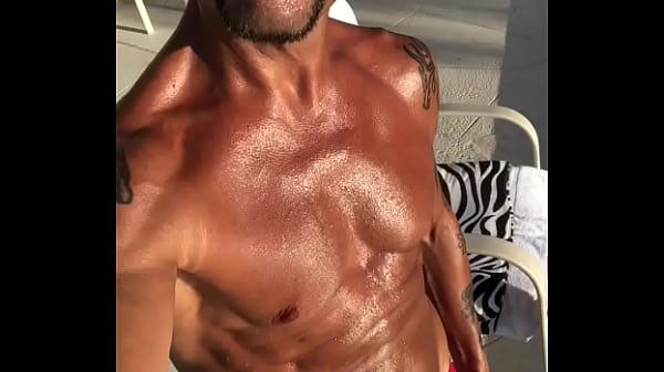 THE HAPPY BEACH FORM PORNSTAR MAXXX LOADZ GYM TAN SEX GTS